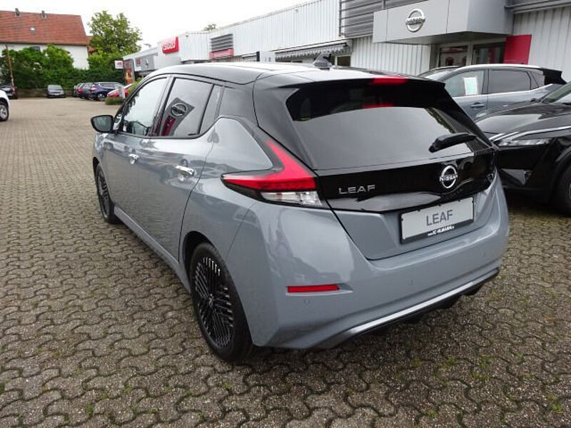 Nissan Leaf N-Connecta Winterpaket LED