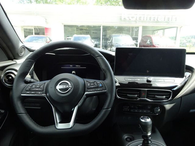 Nissan Juke Tekna 1.0 6MT BOSE Navi 360° Apple