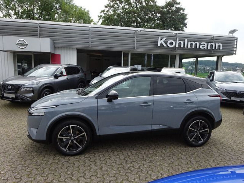 Nissan Qashqai 1.3 DIG-T Tekna 4x2 BOSE Design