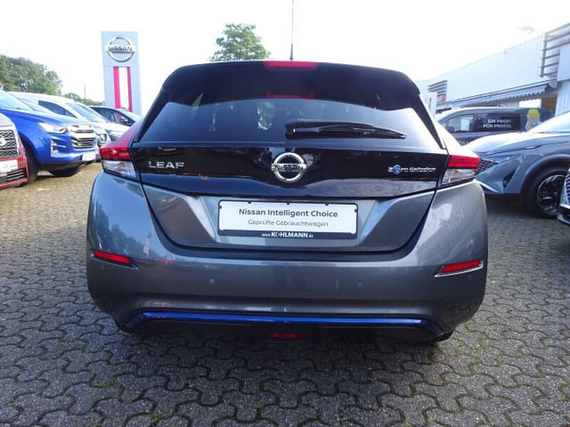 Nissan Leaf Tekna 40kWh Navi 360° Leder