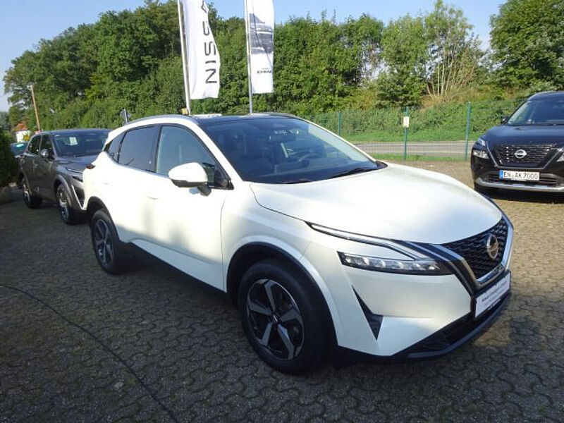 Nissan Qashqai 1.3 Xtronic Premiere Edition 360° Panorama