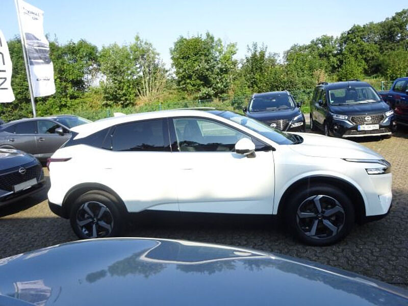 Nissan Qashqai 1.3 Xtronic Premiere Edition 360° Panorama