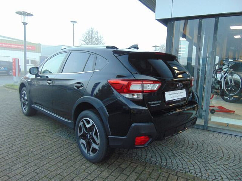 Subaru XV 2.0ie Platinum CVT Leder 8 x Alu GSD Navi DAB